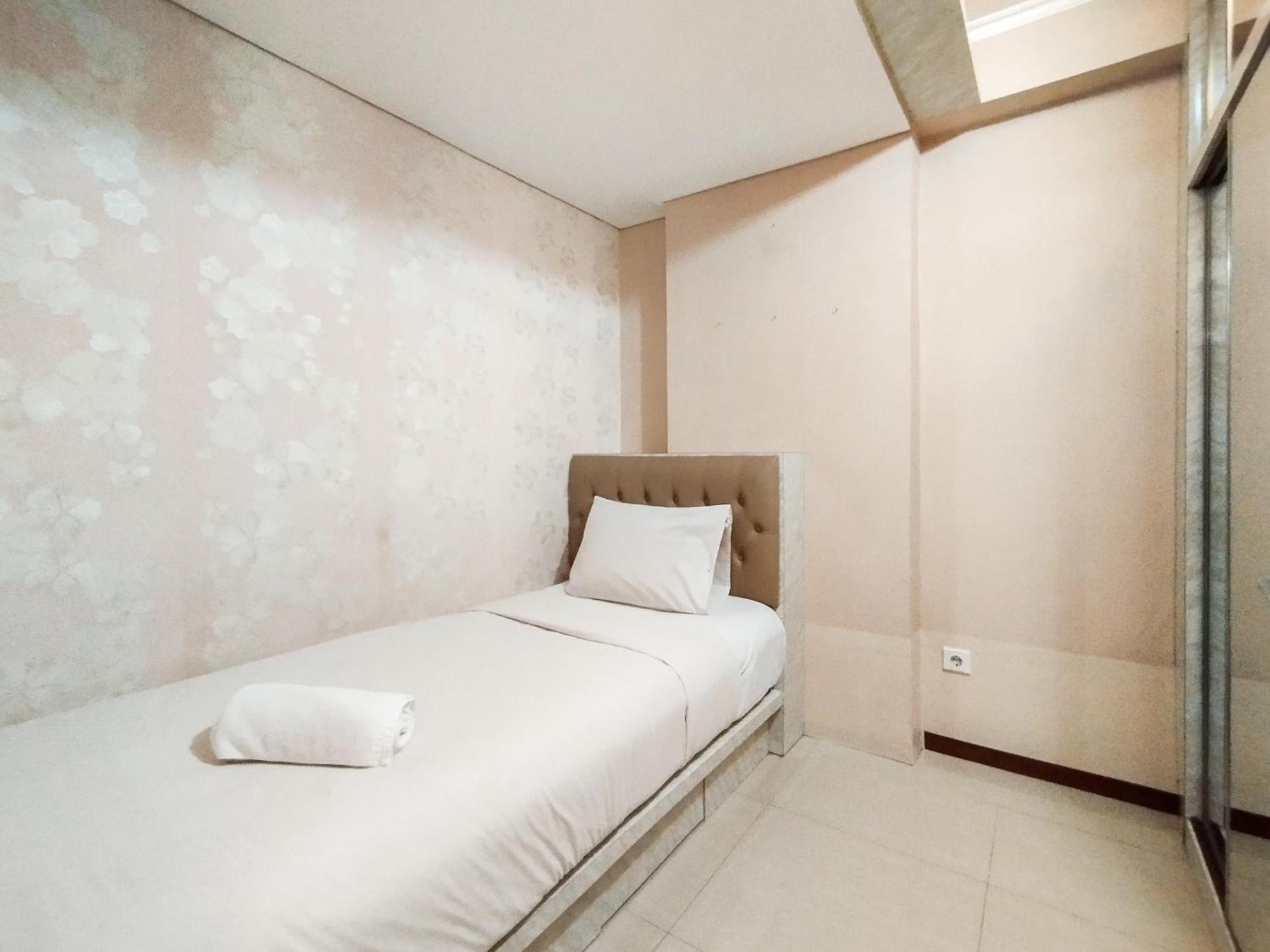 Brand New 2br Gateway Pasteur By Travelio Apartemen